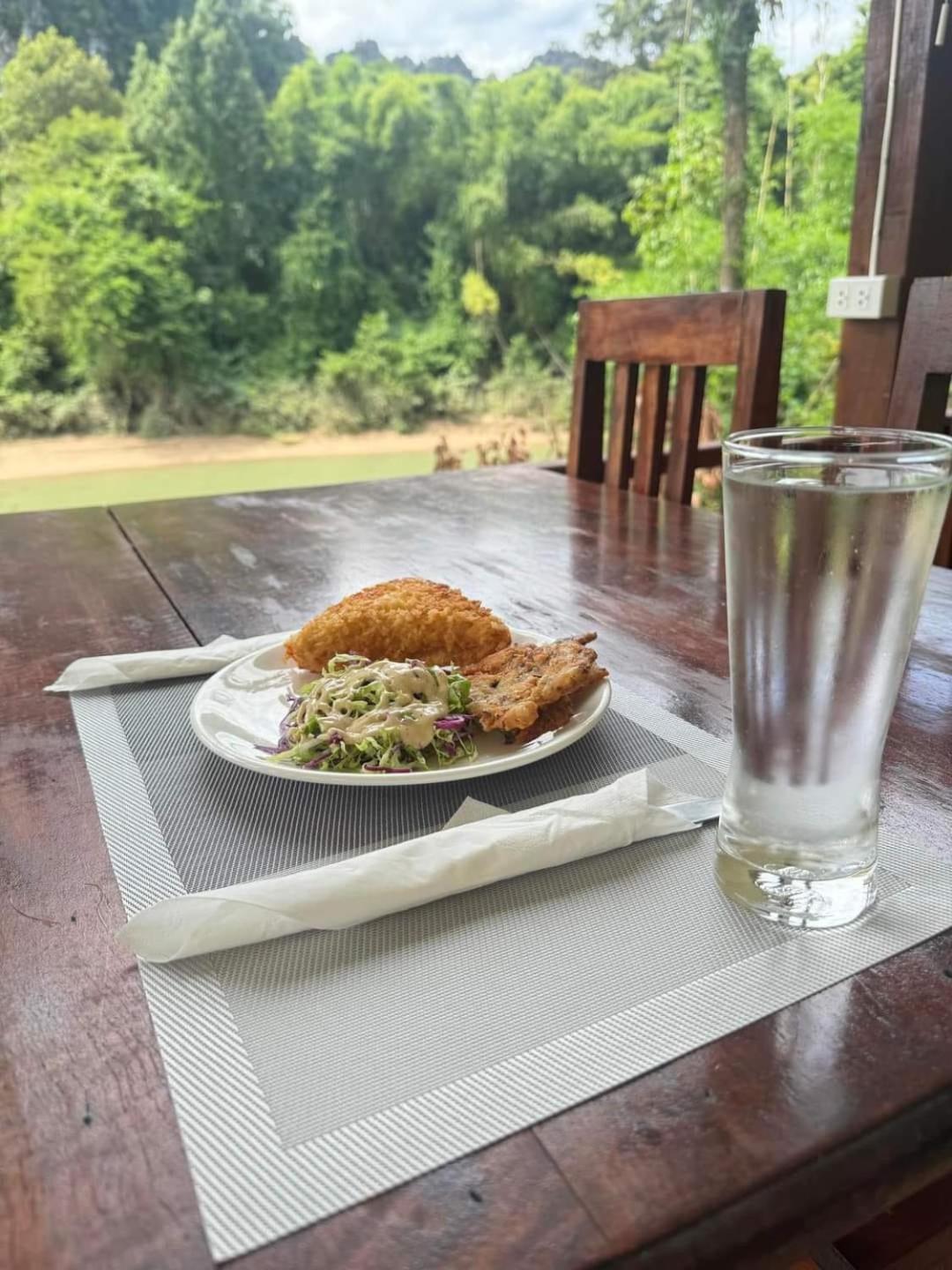 Konglor Cave Resort-Riverside Restaurant Ban O Buitenkant foto